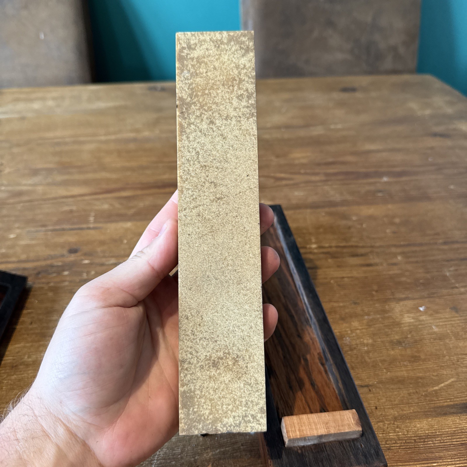 Vintage large Natural boxed Washita Oilstone / Sharpening Stone
