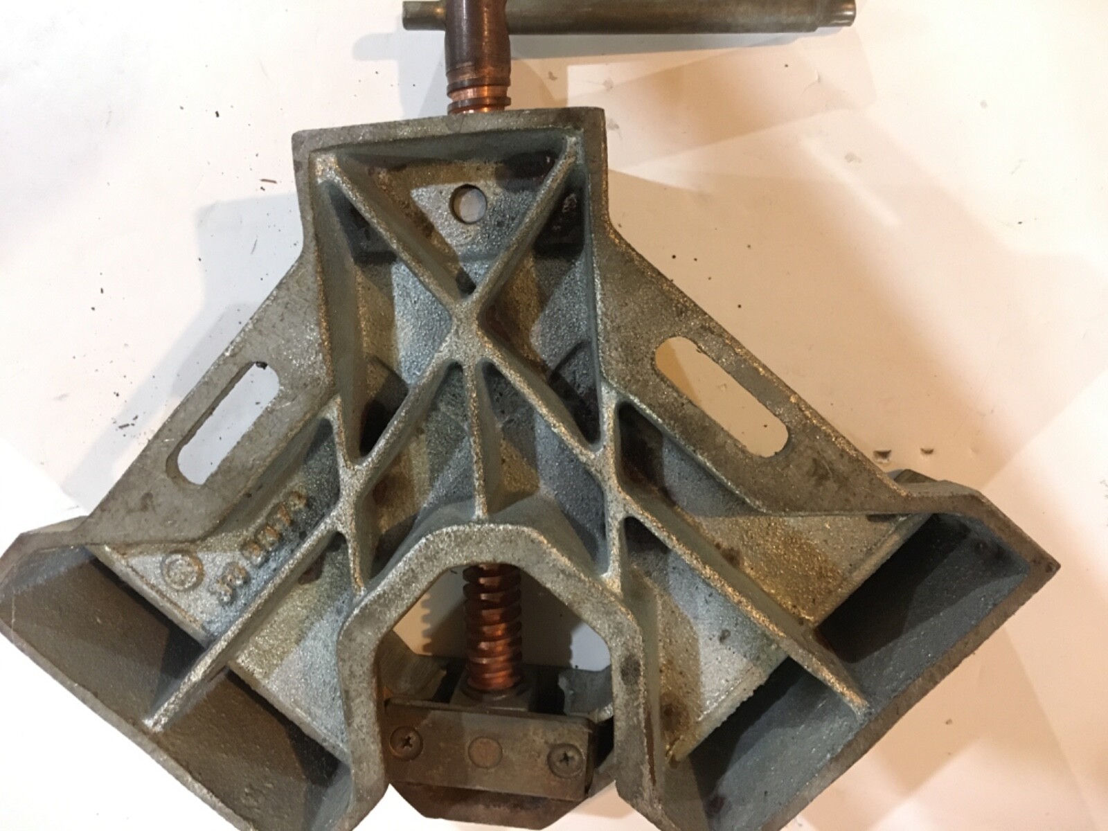 VINTAGE ANGLE WELDING VISE HEAVY DUTY -BESSEY
