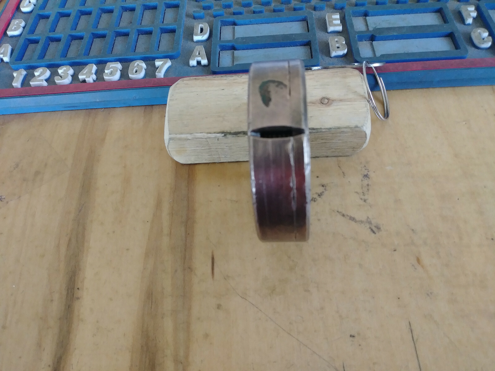 antique/vintage MILLER CHAMPION 6 lever push key pancake padlock w/key 523