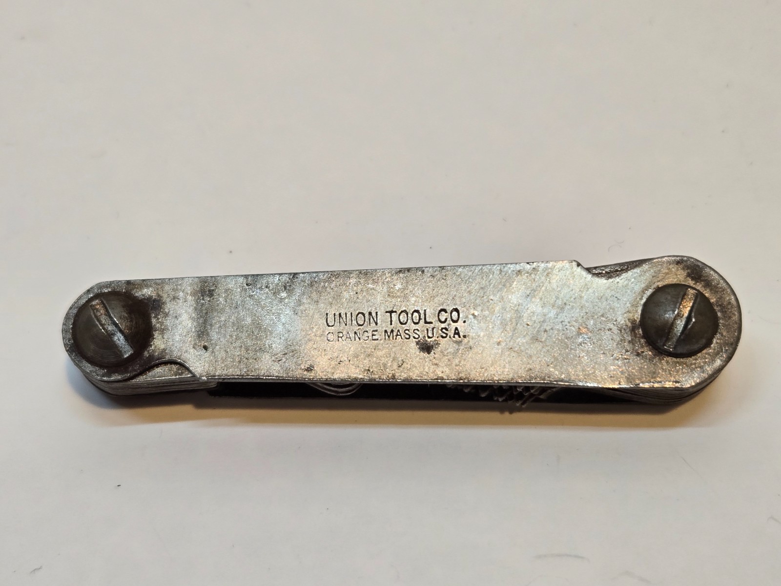 VINTAGE UNION TOOL CO. SCREW THREAD PITCH GAUGE