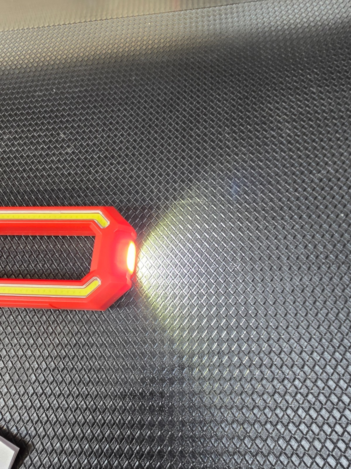 EZRED EZNP85VTR EZ 850 Lumen View Through Work Light RED PIVOTING 180
