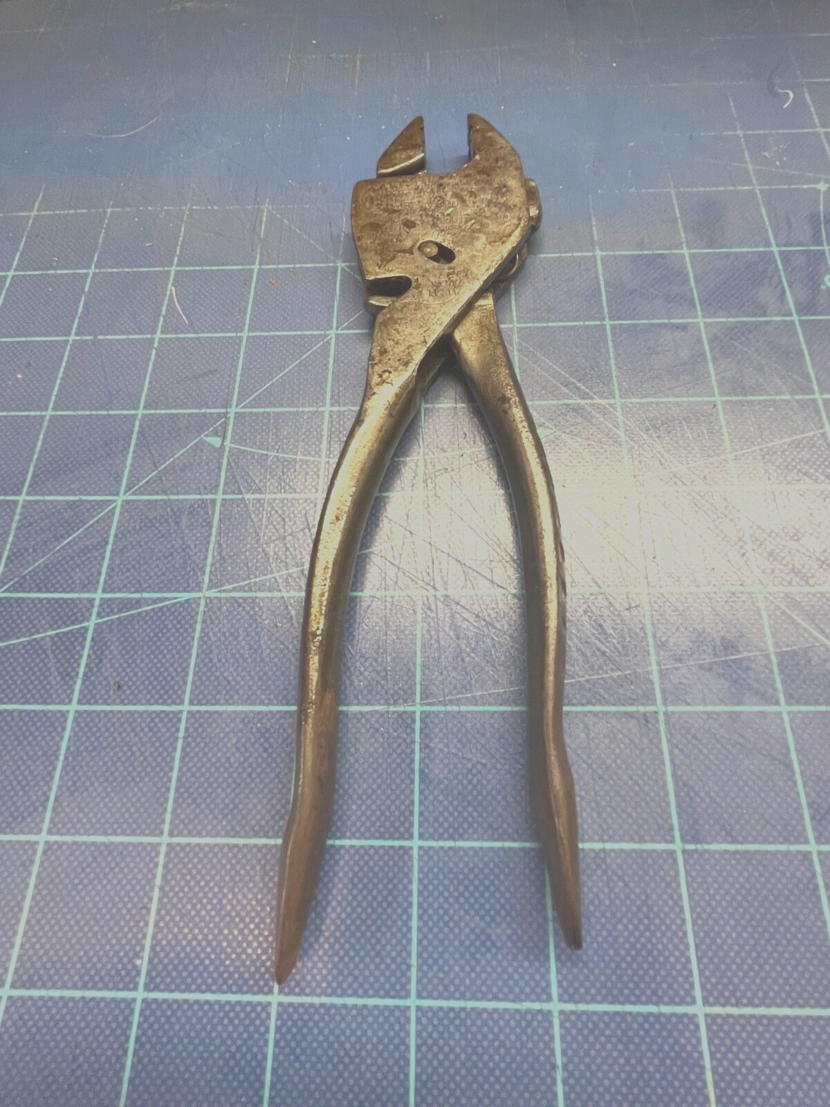 Vintage WWII Era Tool Eifel-Geared Plierench Adjustable Pliers Wrench 8-1/2-33