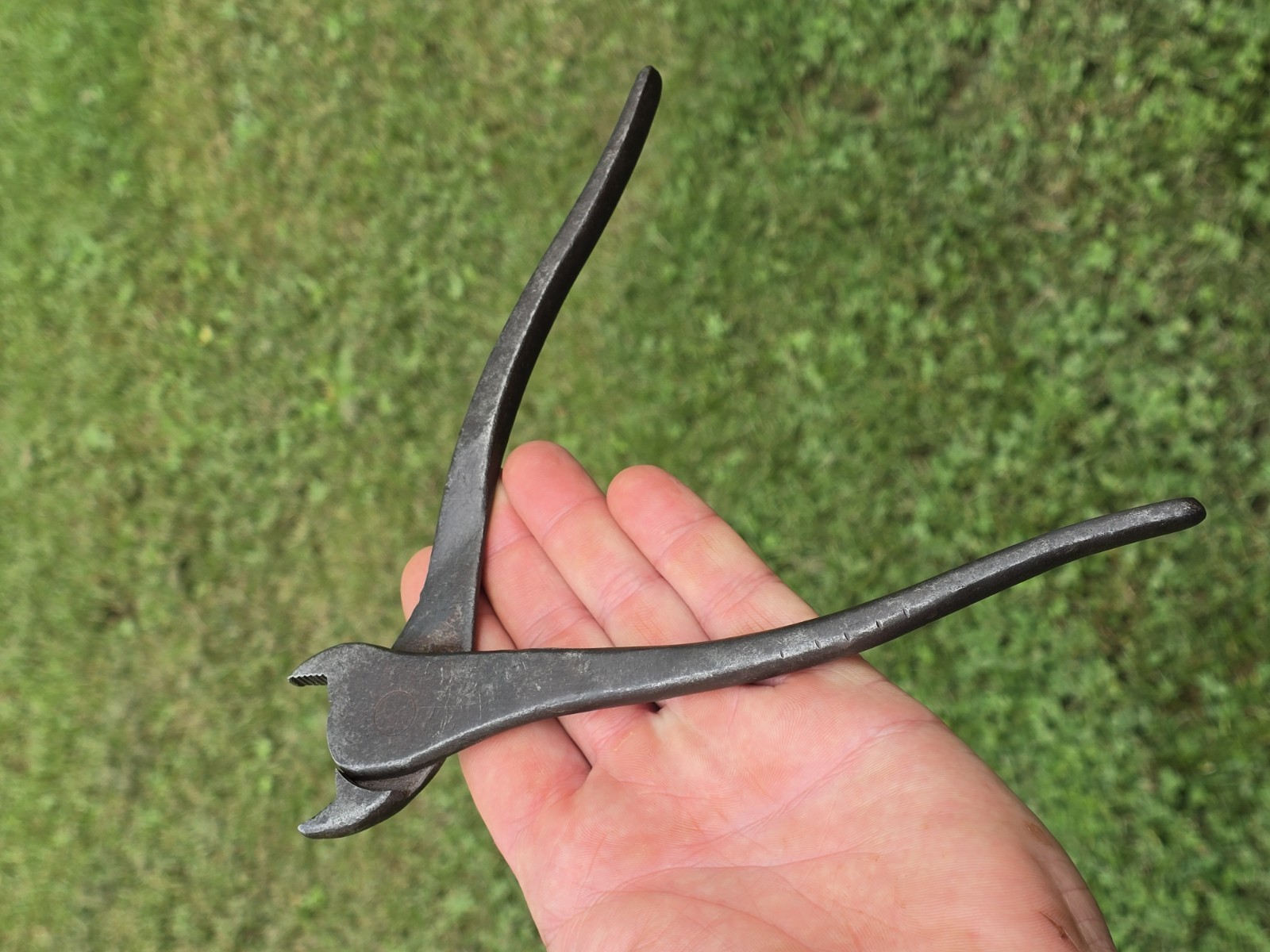 Vintage Utica Model 524-7 Battery Terminal Pliers Old USA Automotive Auto Tool