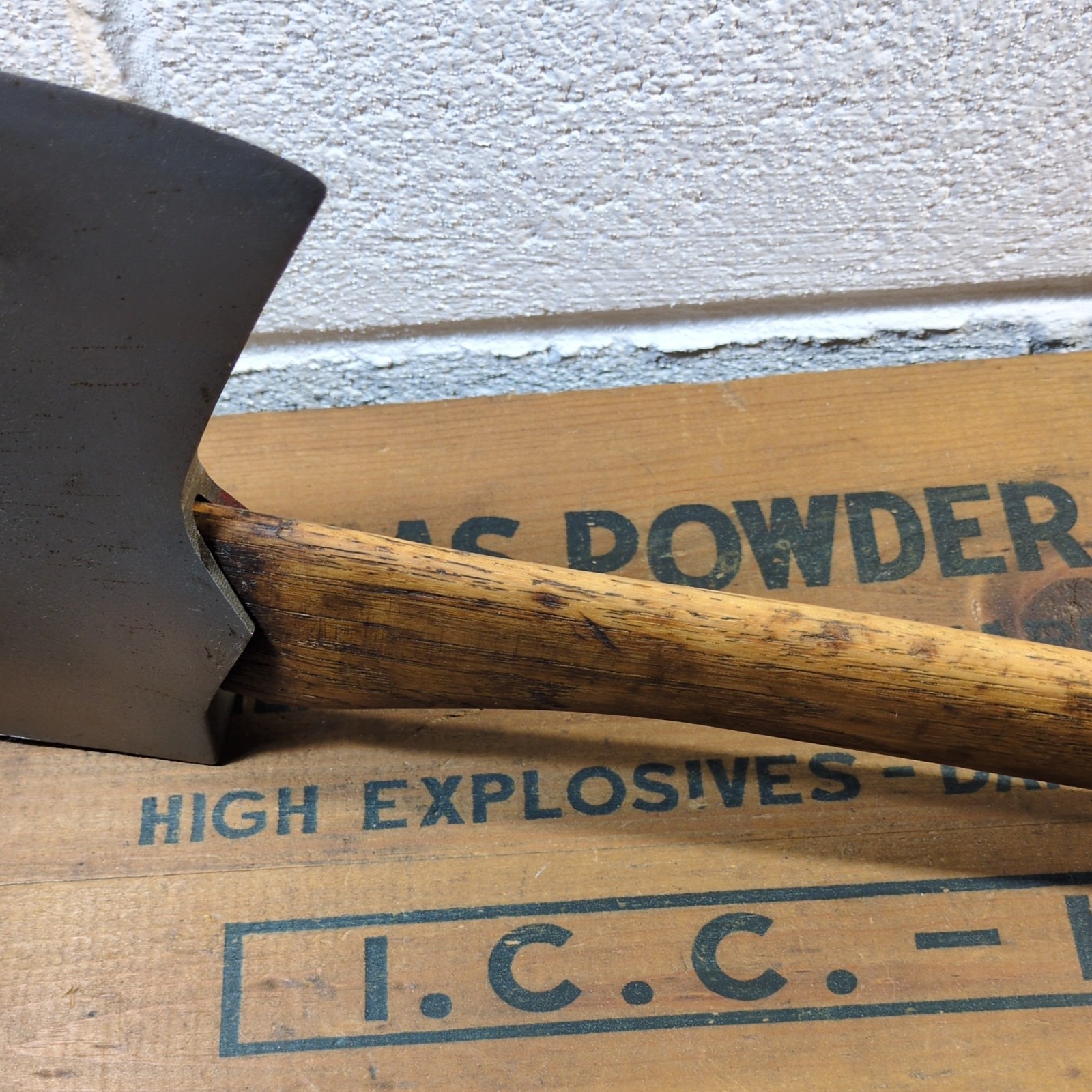 Vintage Warren Axe and Tool Co. 3.5 lb Jersey Miners Axe, Original Handle