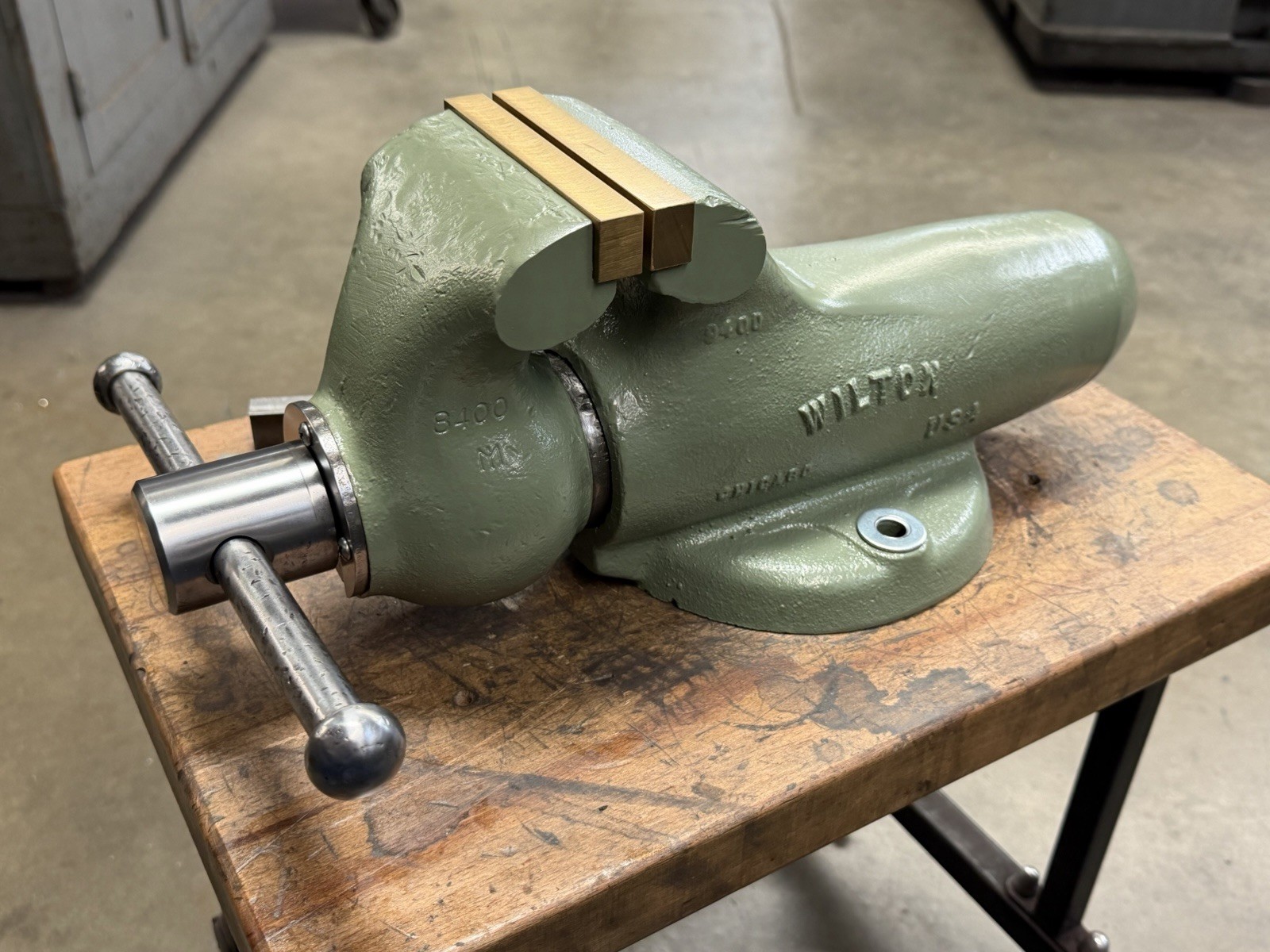 1953 Chicago Wilton 4” Anvil-less Bullet Bench Vise, USA Vintage