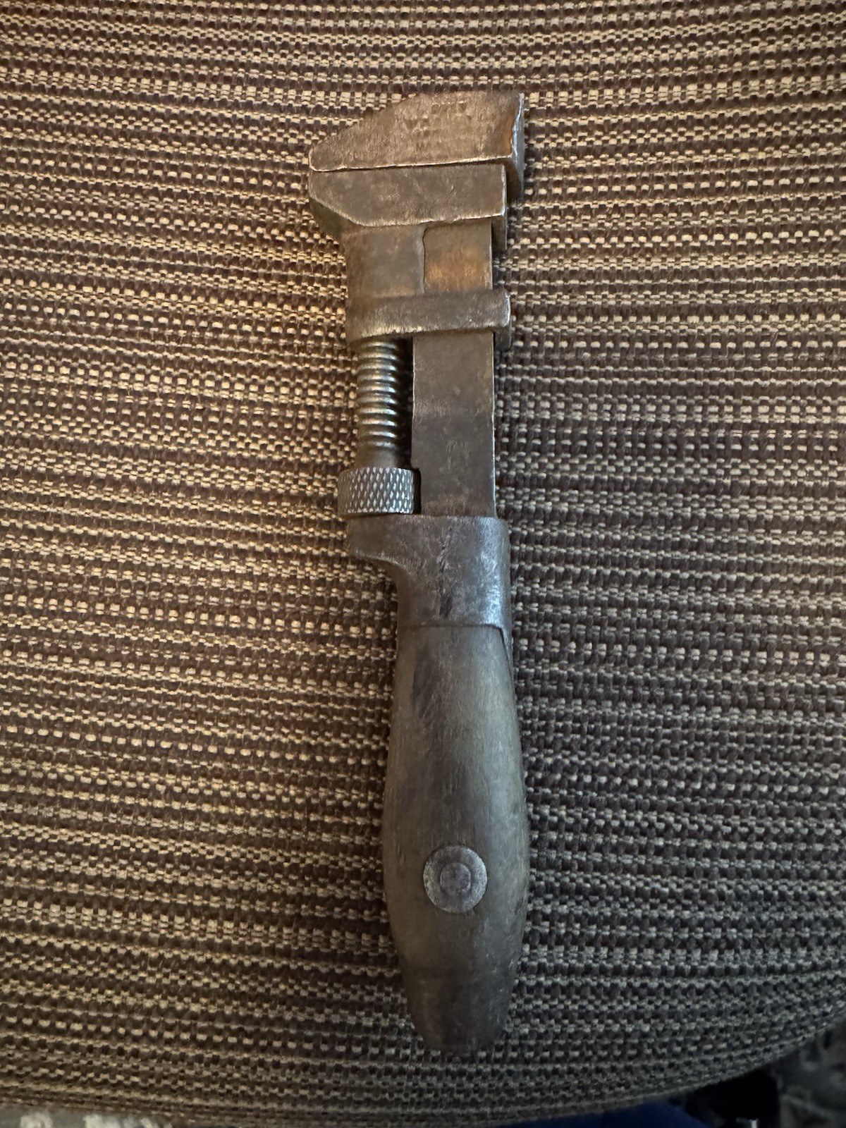 Vintage COES WRENCH CO Monkey Wrench Split Wood Handle Worcester Mass r3s2