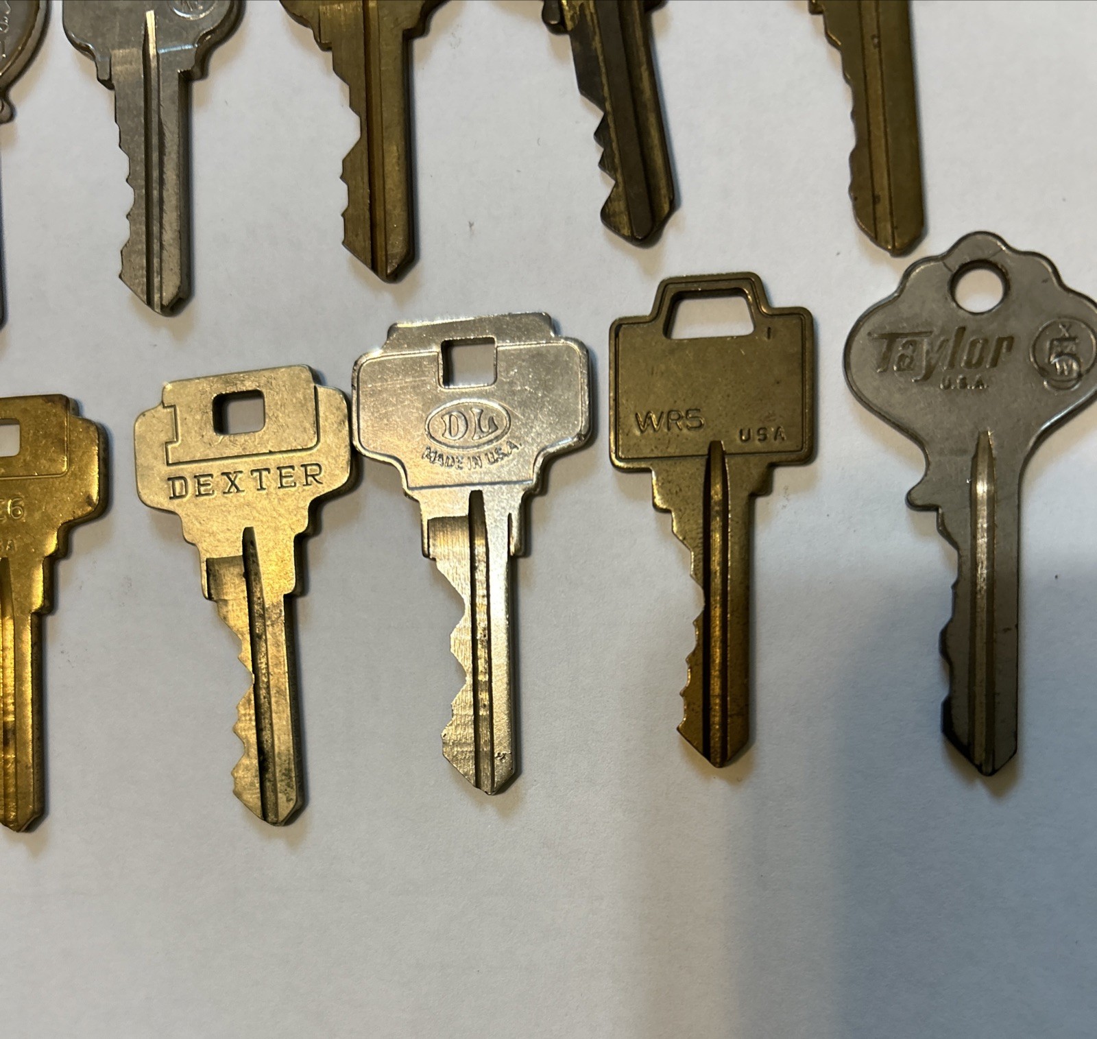 25 Vintage Keys, Hy-Ko, Arrow, Elgin, Taylor, Dexter, Brass, Steel