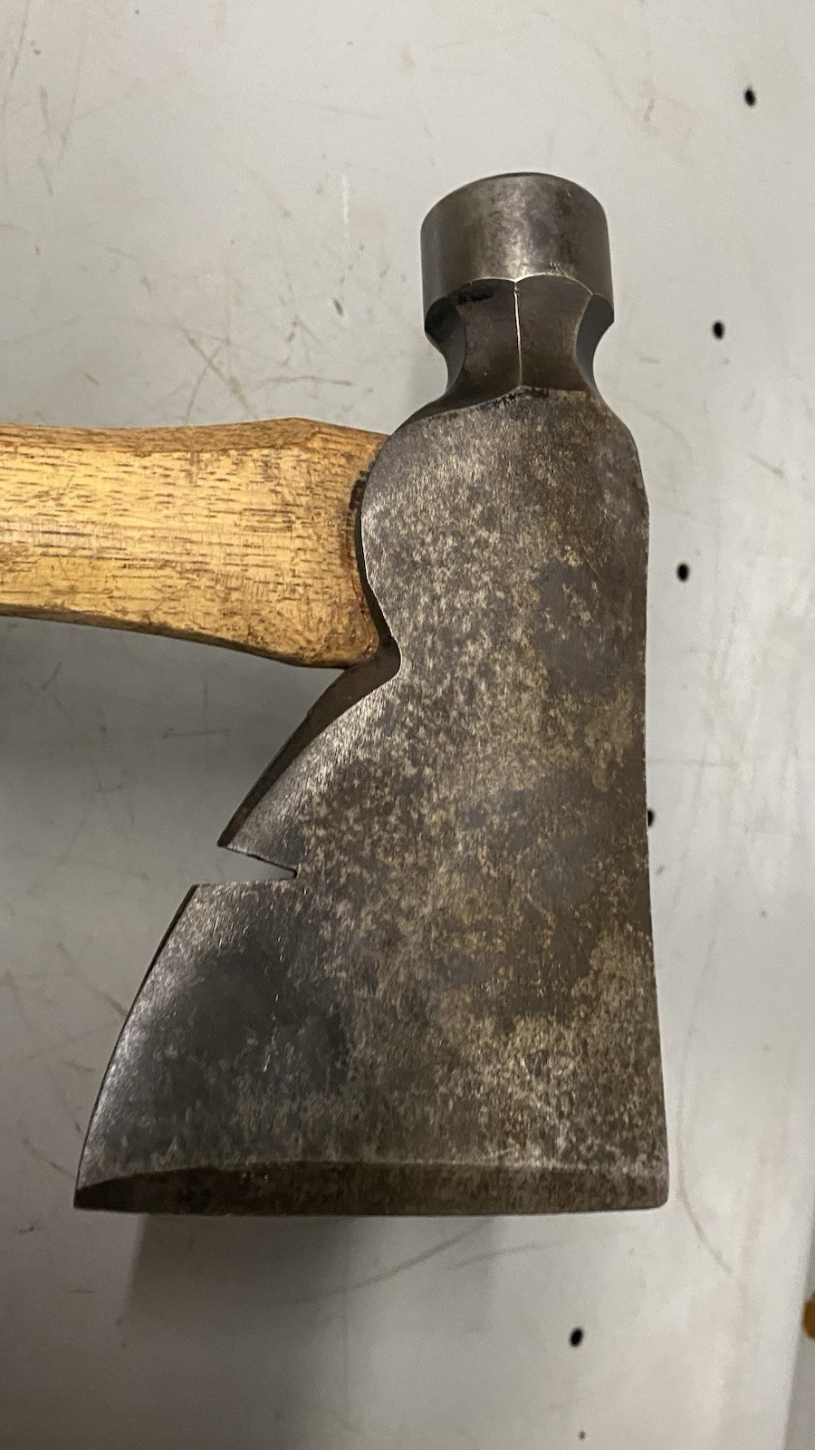 Vintage Wards Master Quality Single Bit Carpenters ￼Hatchet Axe