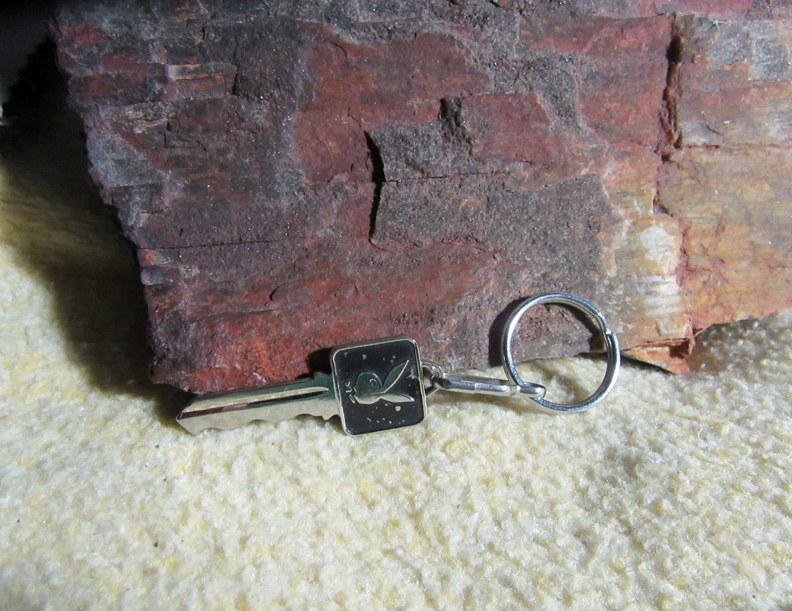VINTAGE 1960s PLAYBOY CLUB KEY SERIAL # (LA 10031) LOS ANGELES CALIFORNIA