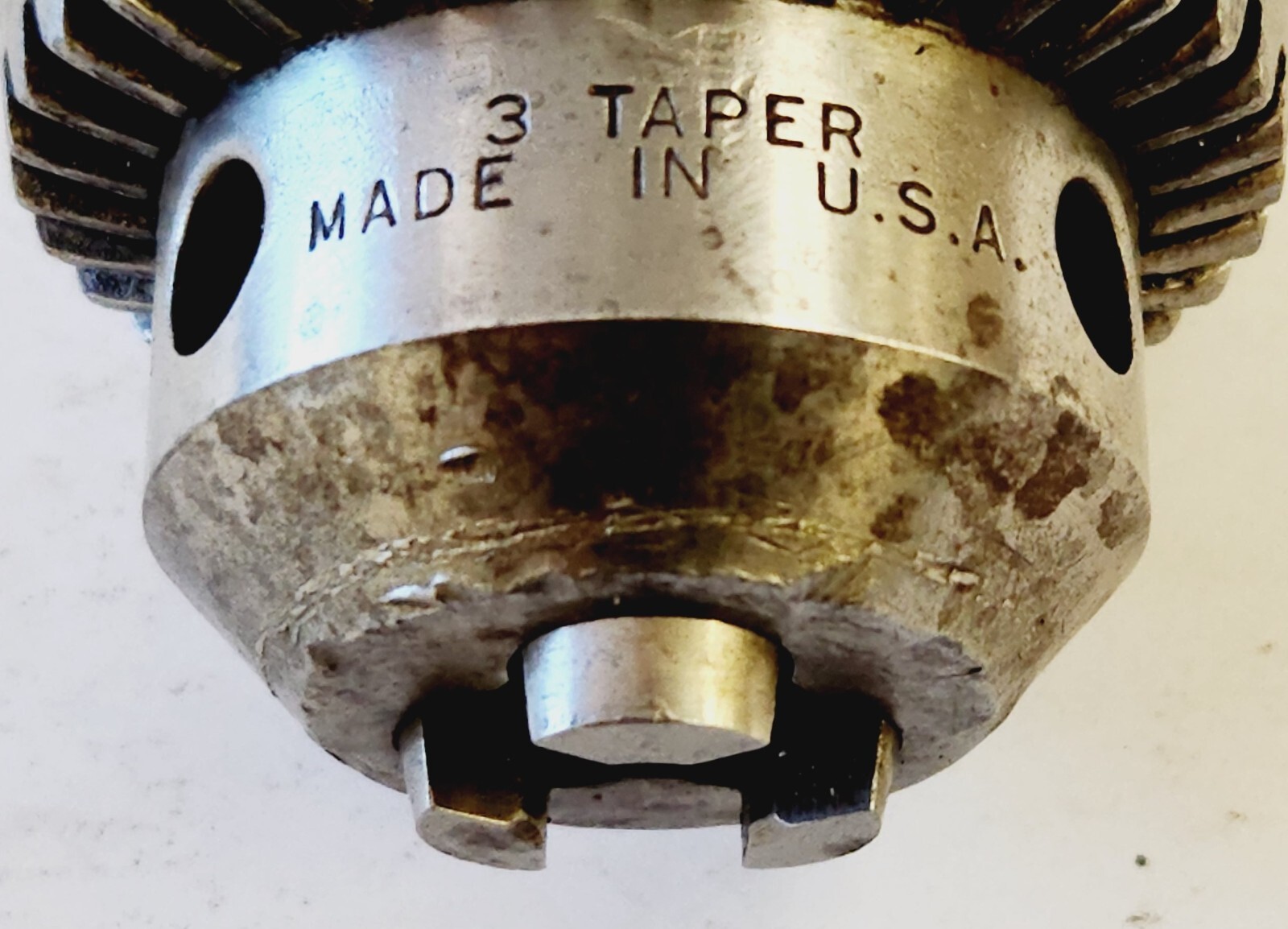 JACOBS 14N BALL BEARING SUPER CHUCK 1/2″ CAP., 3JT MOUNT W/ 1/2″ Arbor – USED