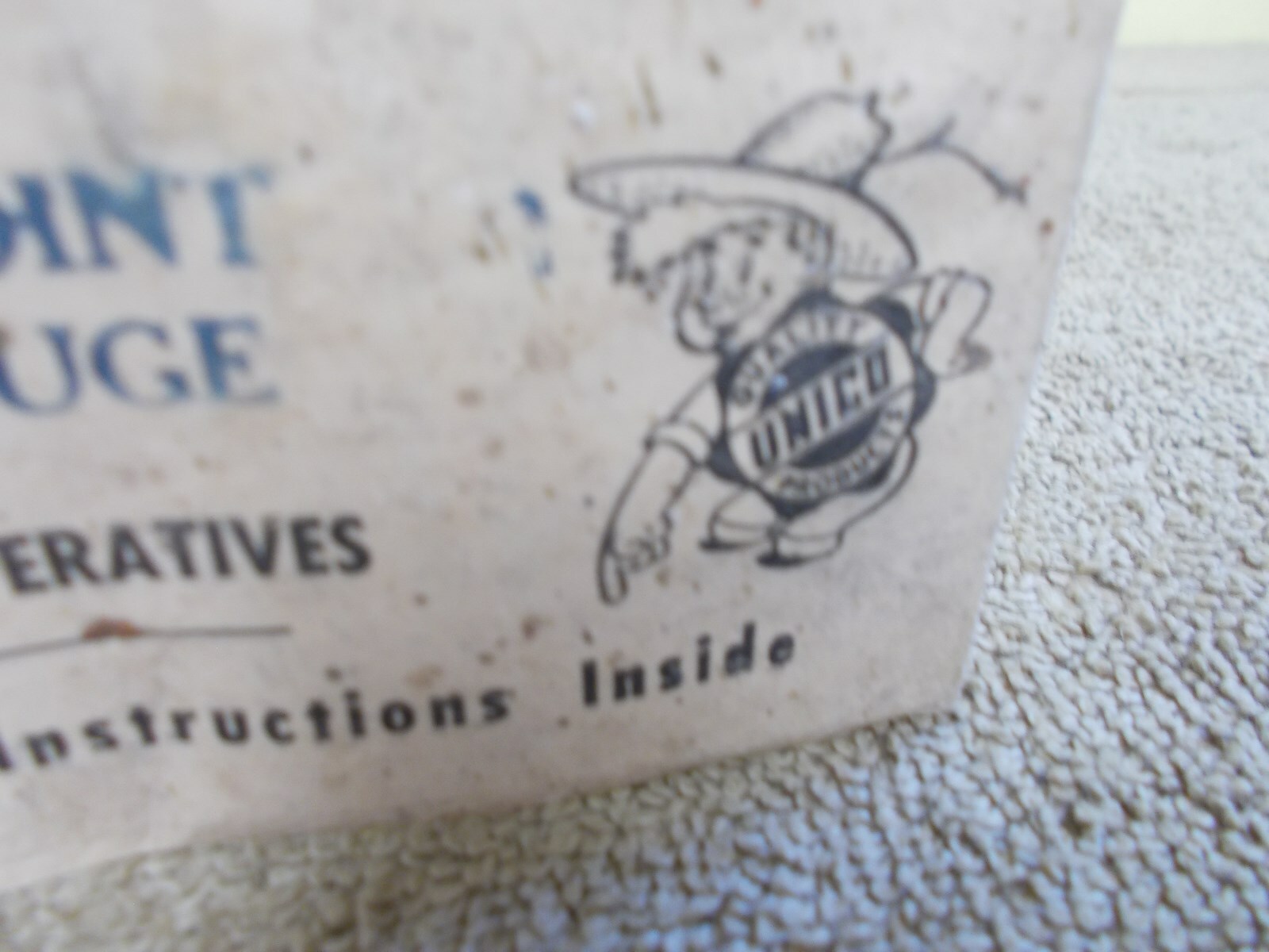 VINTAGE UNICO BARB WIRE FENCE SPOOL PAPER LABEL FARM ANIMALS ADVERTIZING SIGN