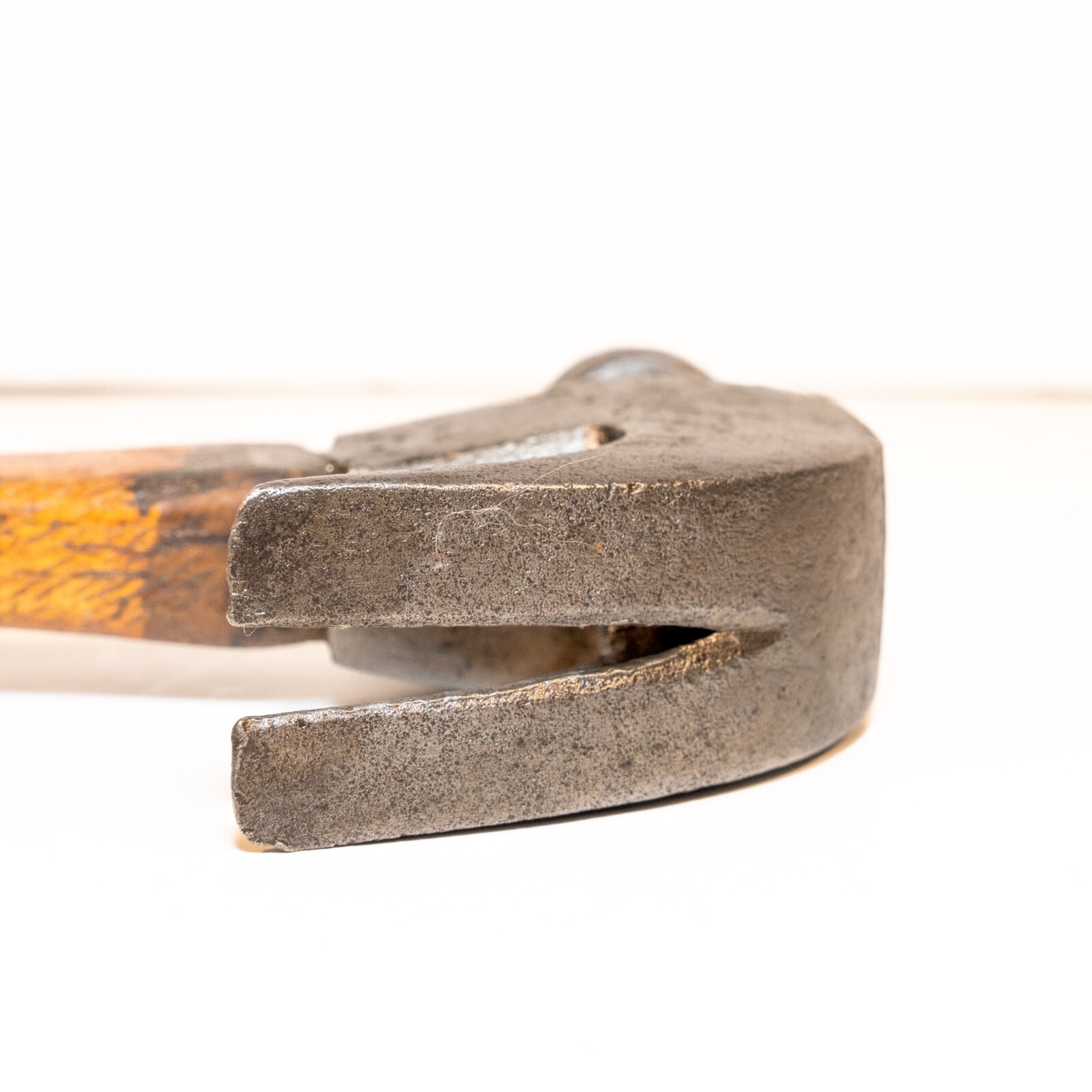 Vintage Unbranded Curved Claw Hammer Forged Steel – 10 1/2 Inches 1 lb