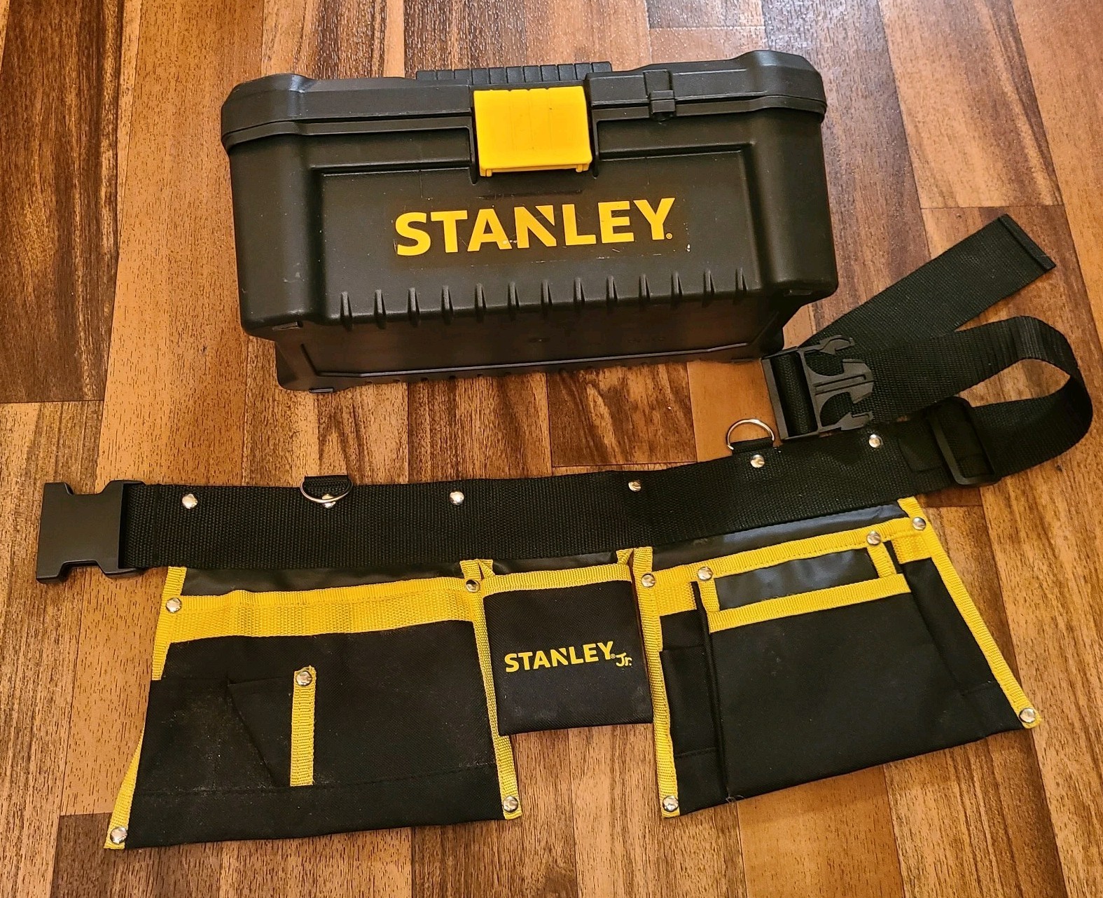 Stanley Junior Toolbelt ~ Just Like Dad’s 24”-30” Waist & Stanley Case
