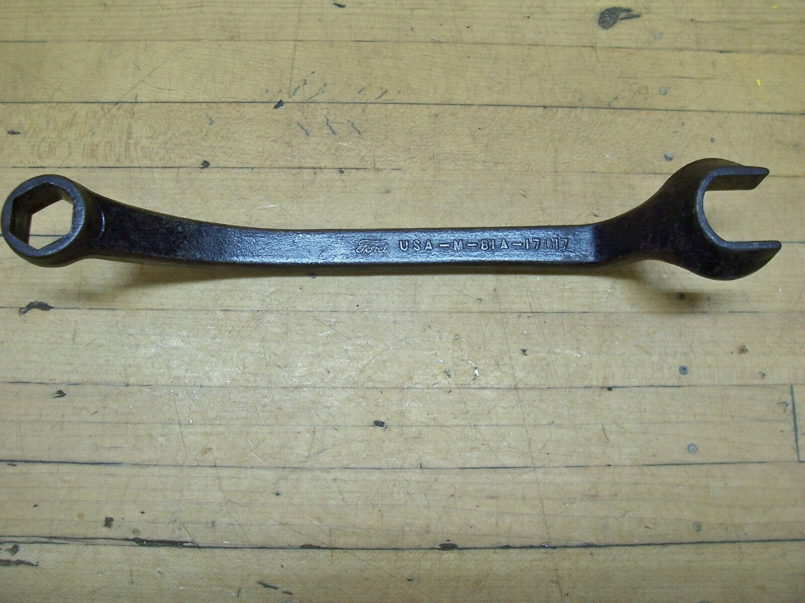 Vintage Ford Script Car Truck Tractor Antique Wrench Tool M-81A-17017 Model T A