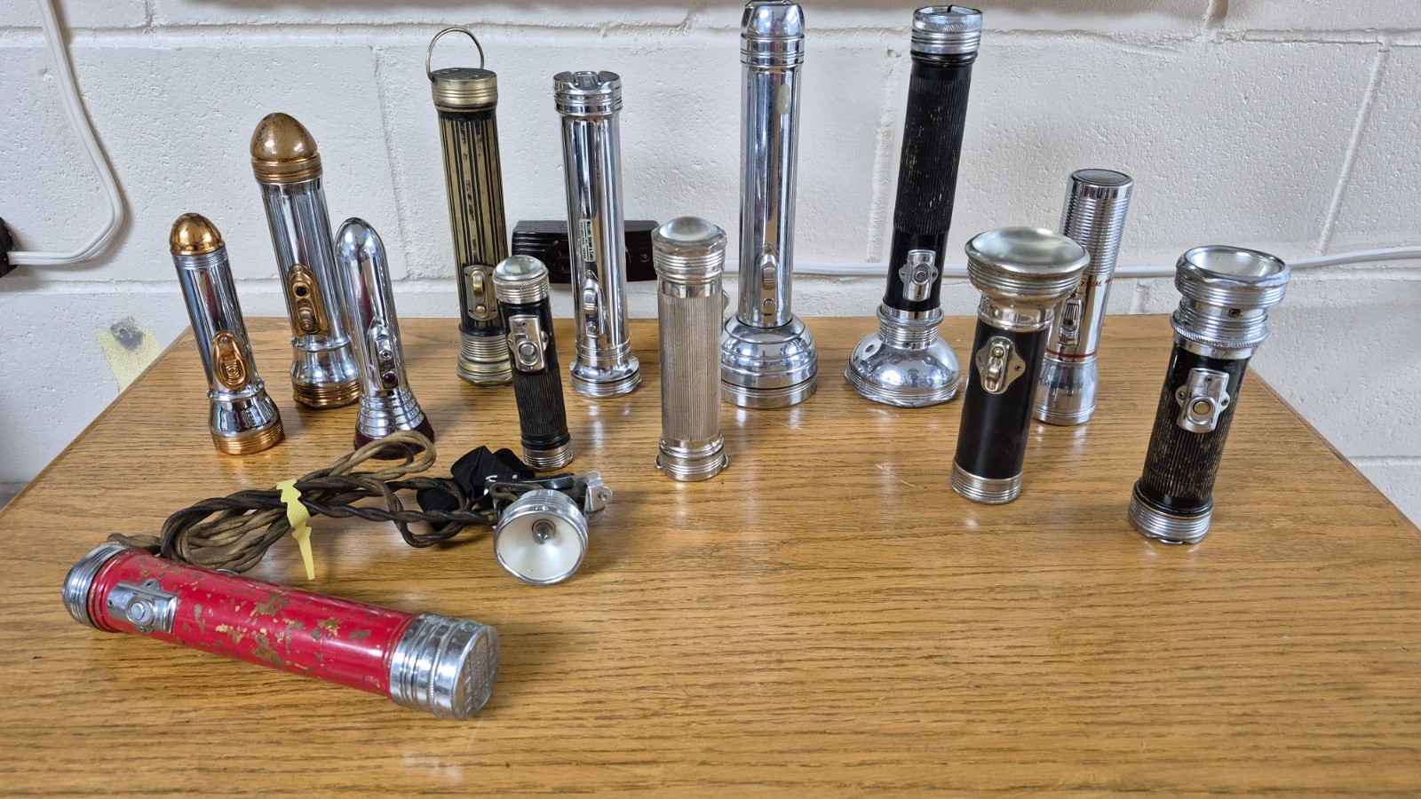Vintage Winchester Flashlights Lot – 13 Flashlights in Total; Untested