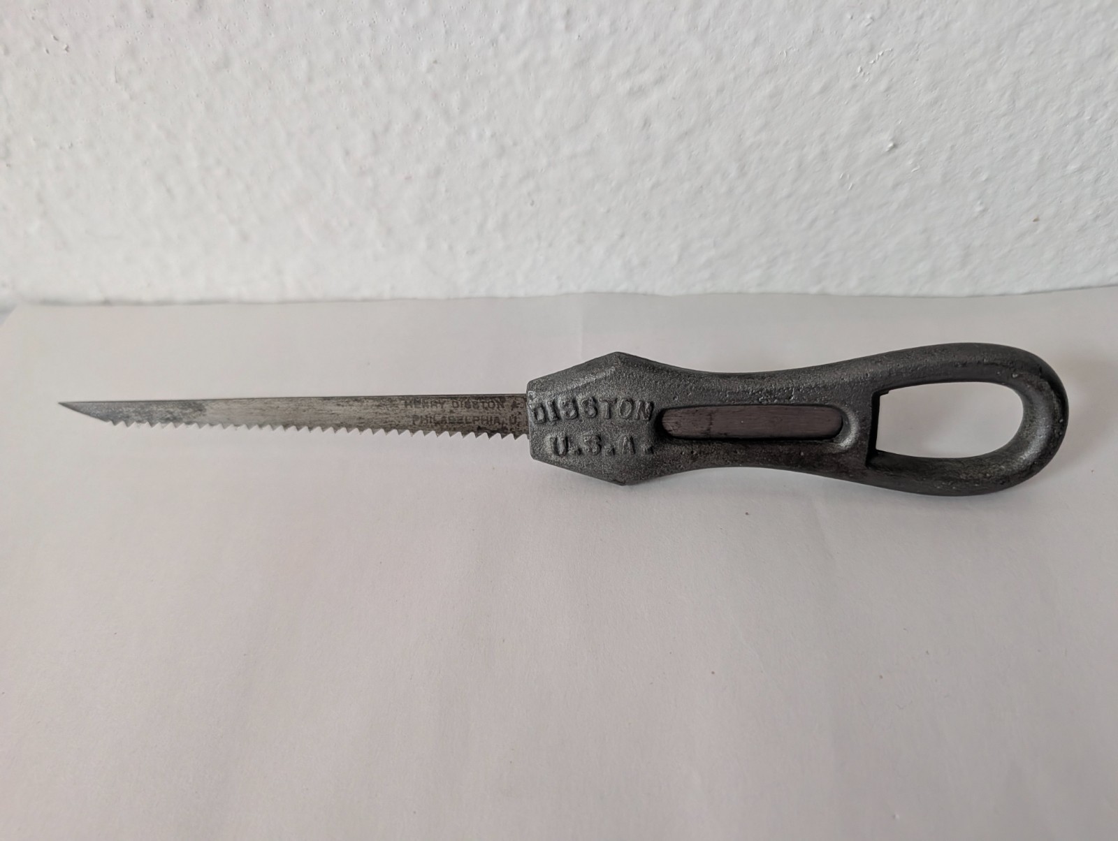 DISSTON Cast Iron Keyhole Saw with Blade – Hand Saw – Vintage Made in USA