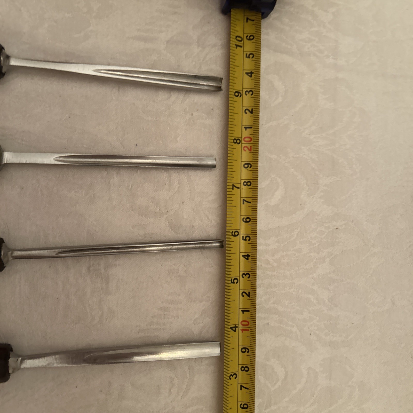 Swiss Style 4 Gouge Detail Set, 12 / 8, 7 / 8, 8 / 4, 11 / 3, ProSharpen W/ Case