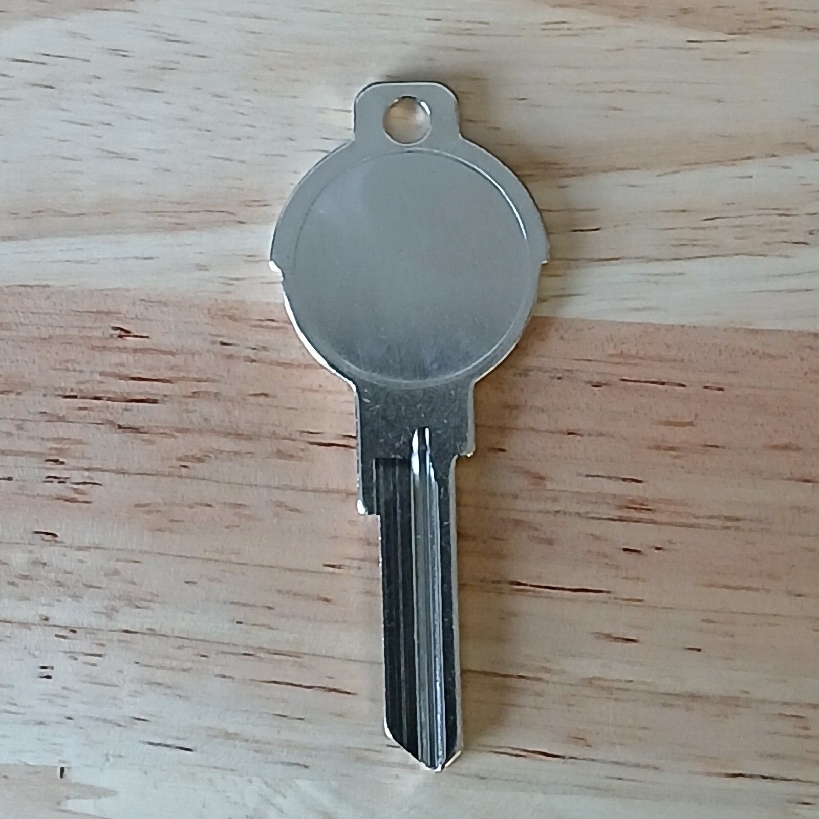 3 Pcs. Nickel Finish Round Flat Surface Universal House Keys Blanks KW1 Kwikset