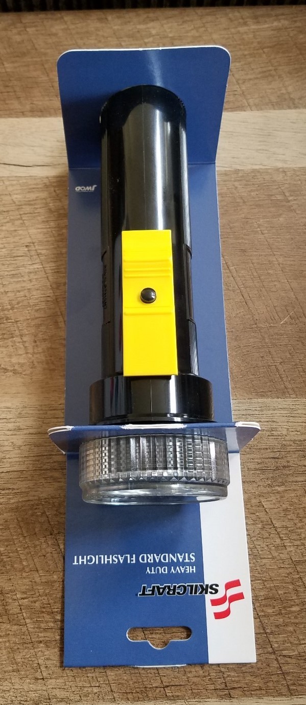 NIB – 12 NISH Flashlight W/Hanger Plastic 3-Way Switch Black/Yellow 1631856