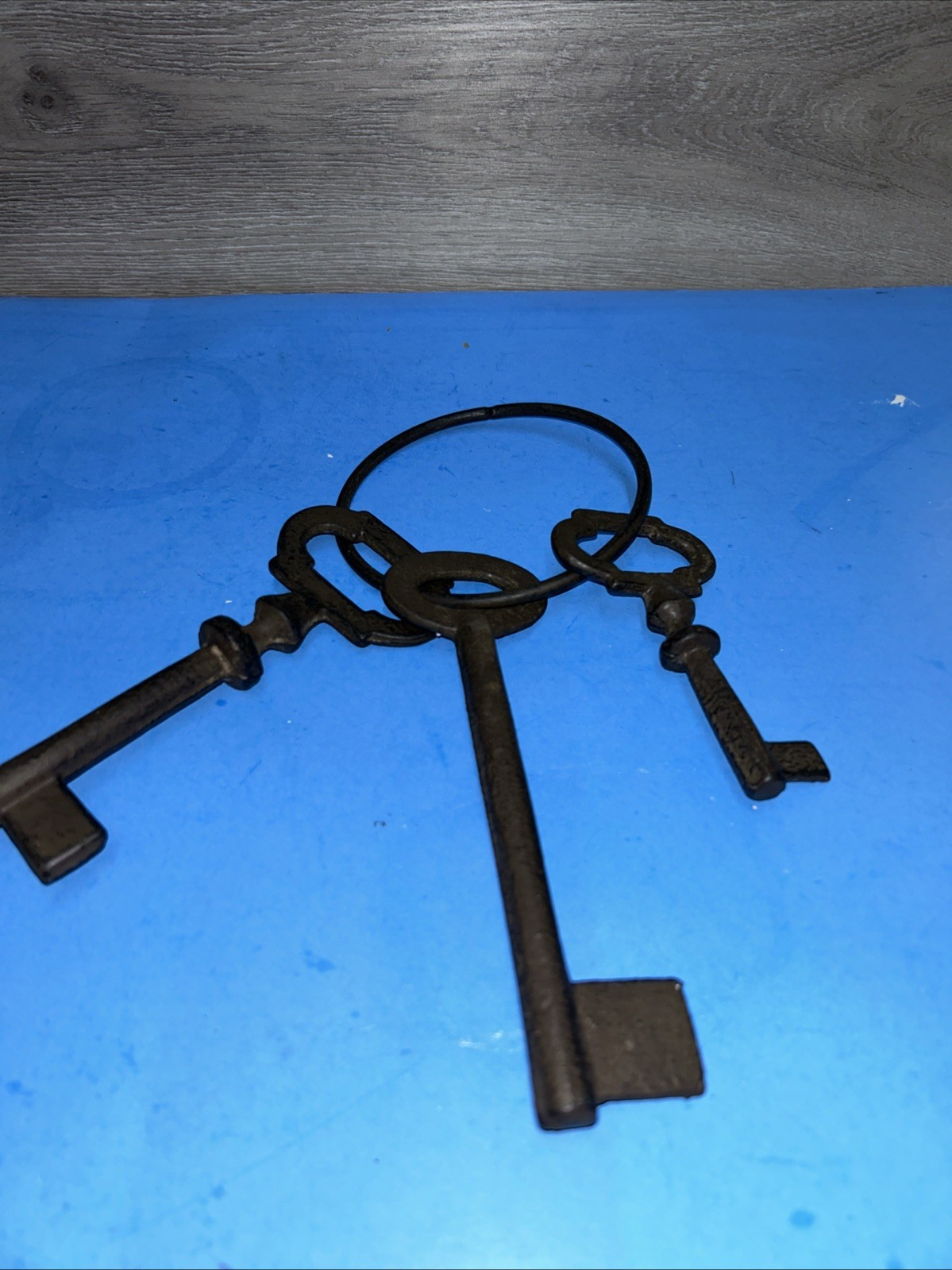Large Set Of Decorative Keys On Ring Pirate, Old West Jailer Set Of 3