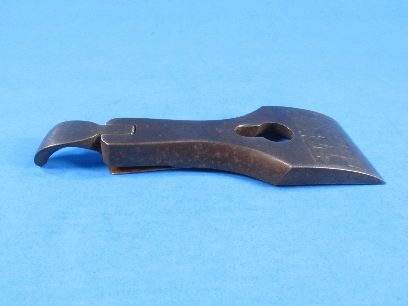 parts – 1-3/4″ keyhole lever cap for Stanley R & L Co Bedrock No 603 wood plane