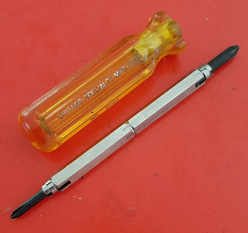 Vintage Chicago Specialty Mfg. 3090 4-Way Screwdriver Phillips Flat Tip Slotted