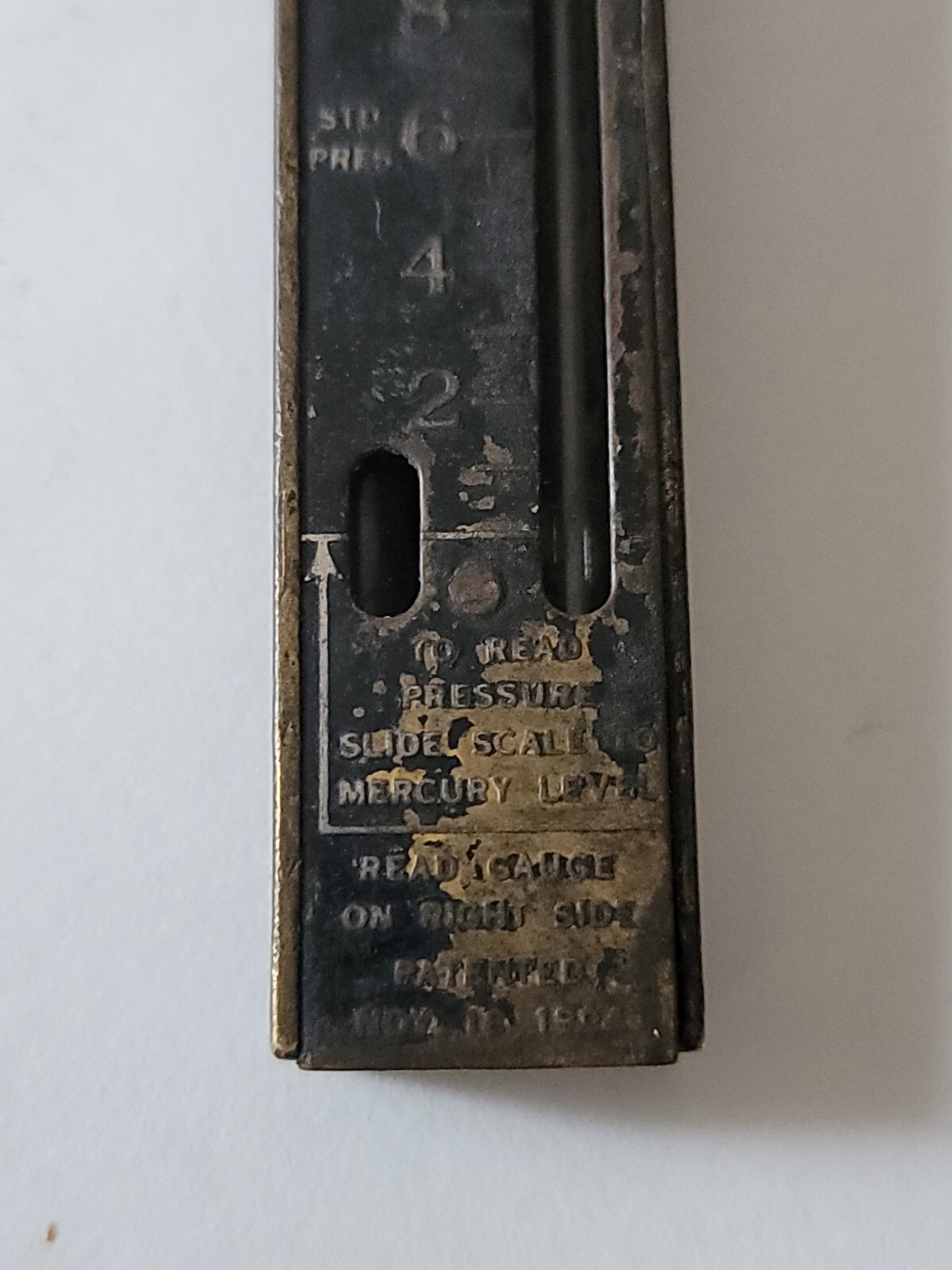 1924 Antique Pyrofax Dependable Gas Oil Service Pocket Gauge 5 3/8″t×5/8″w×3/8