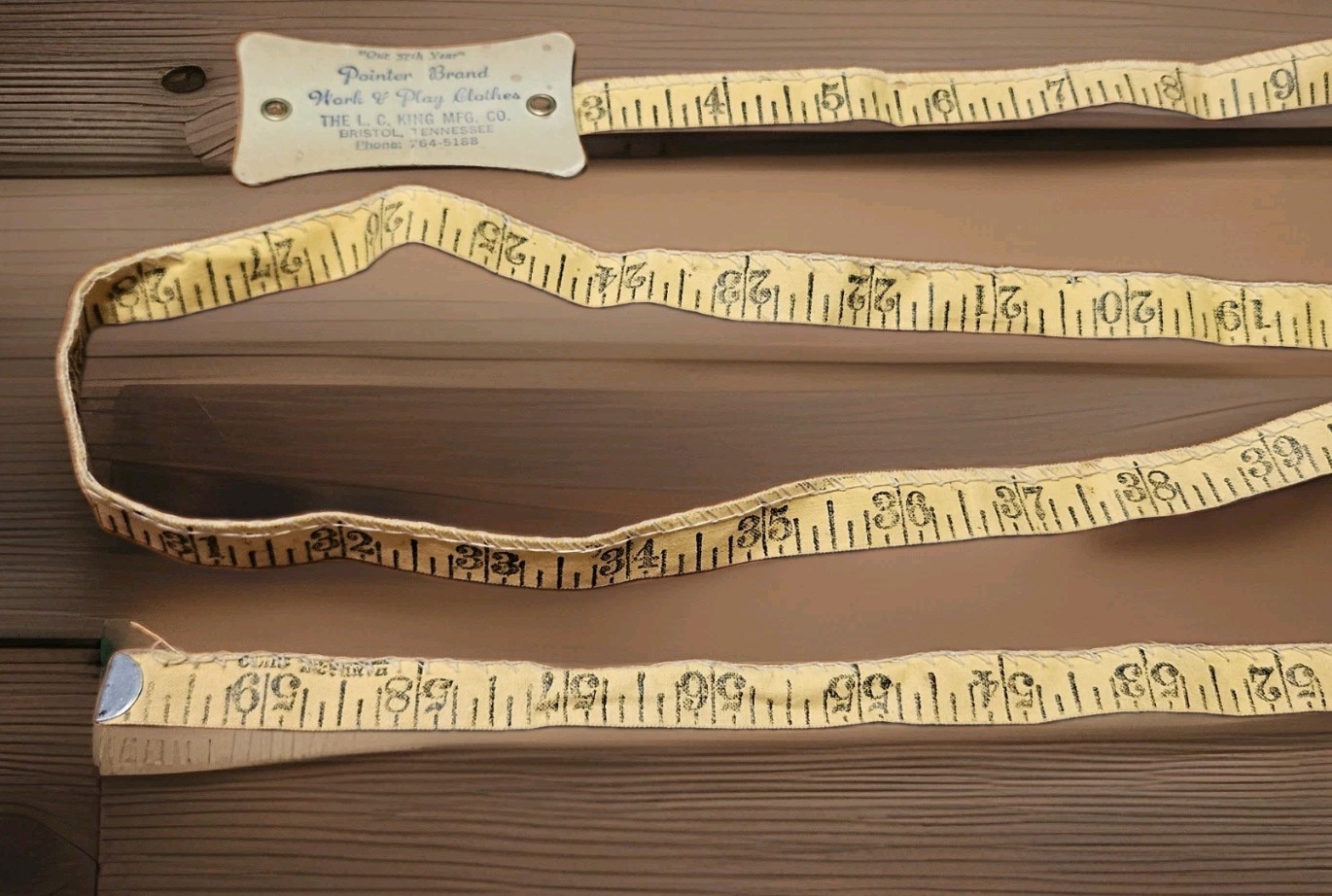 Vintage Pointer Brand L C King Mfg Co Bristol Tn Cloth Measuring Tape 59″ 1970s