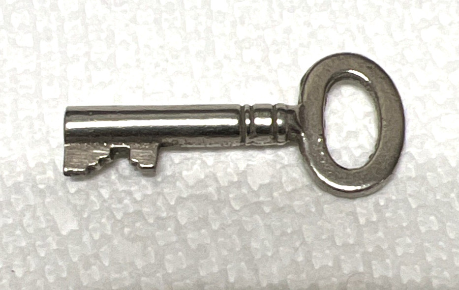 Antique Metal Key Miniature 1 5/8 Inch Silver Metal Steampunk s