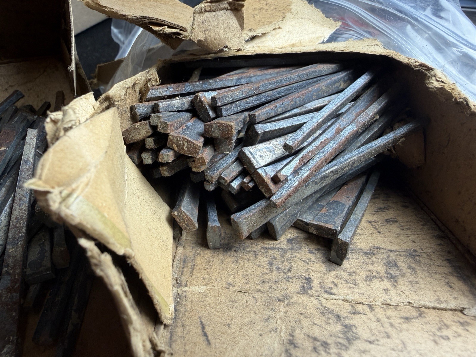 Square Cut Nails 1#14oz 2-1/2″ 8D Vintage Carpentry Barn Floor Vintage Tool