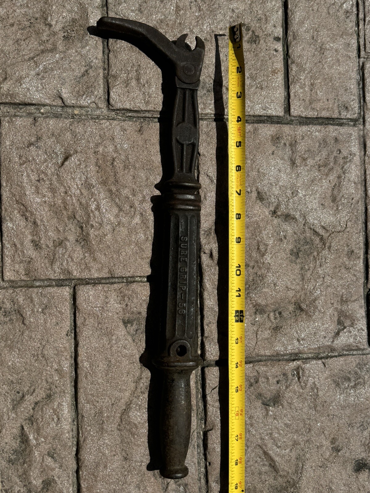 Antique The Bridgeport Hdw. Mfg. Co “Sure Grip” Pat’d 1902 Nail Puller/ Made USA