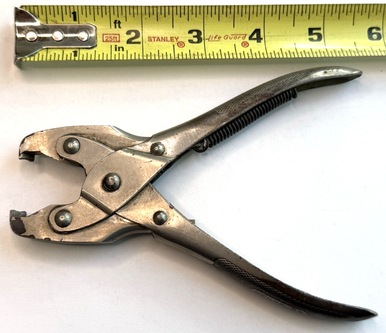 Heyco No. 25 Strain Relief Bushing Assembly Pliers