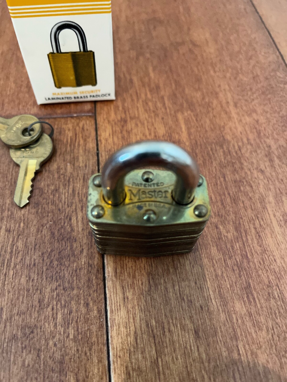 Master Lock Padlock maximum security, #4 Laminated Brass, USA Made, Vintage, NOS