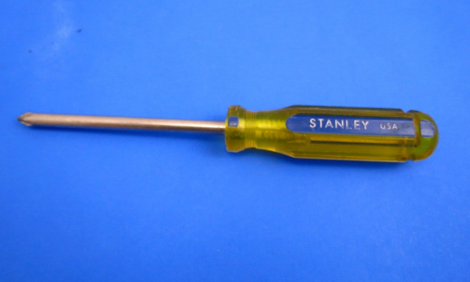 Vintage Stanley Screwdriver Blue/Yellow Handle Phillips Made in USA