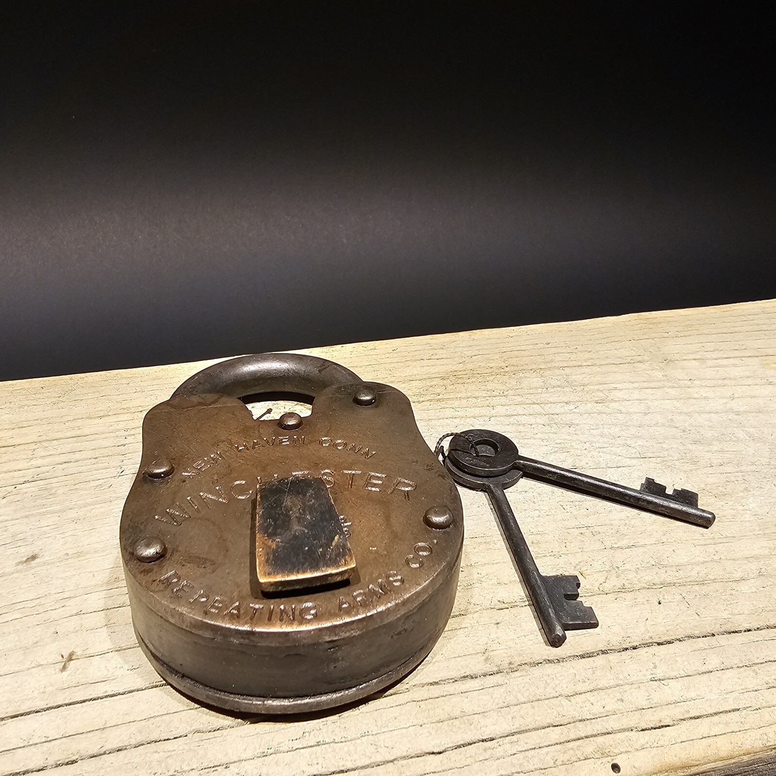 5″ Antique Vintage Style Cast Iron Winchester Firearms Ammo Box Padlock Lock