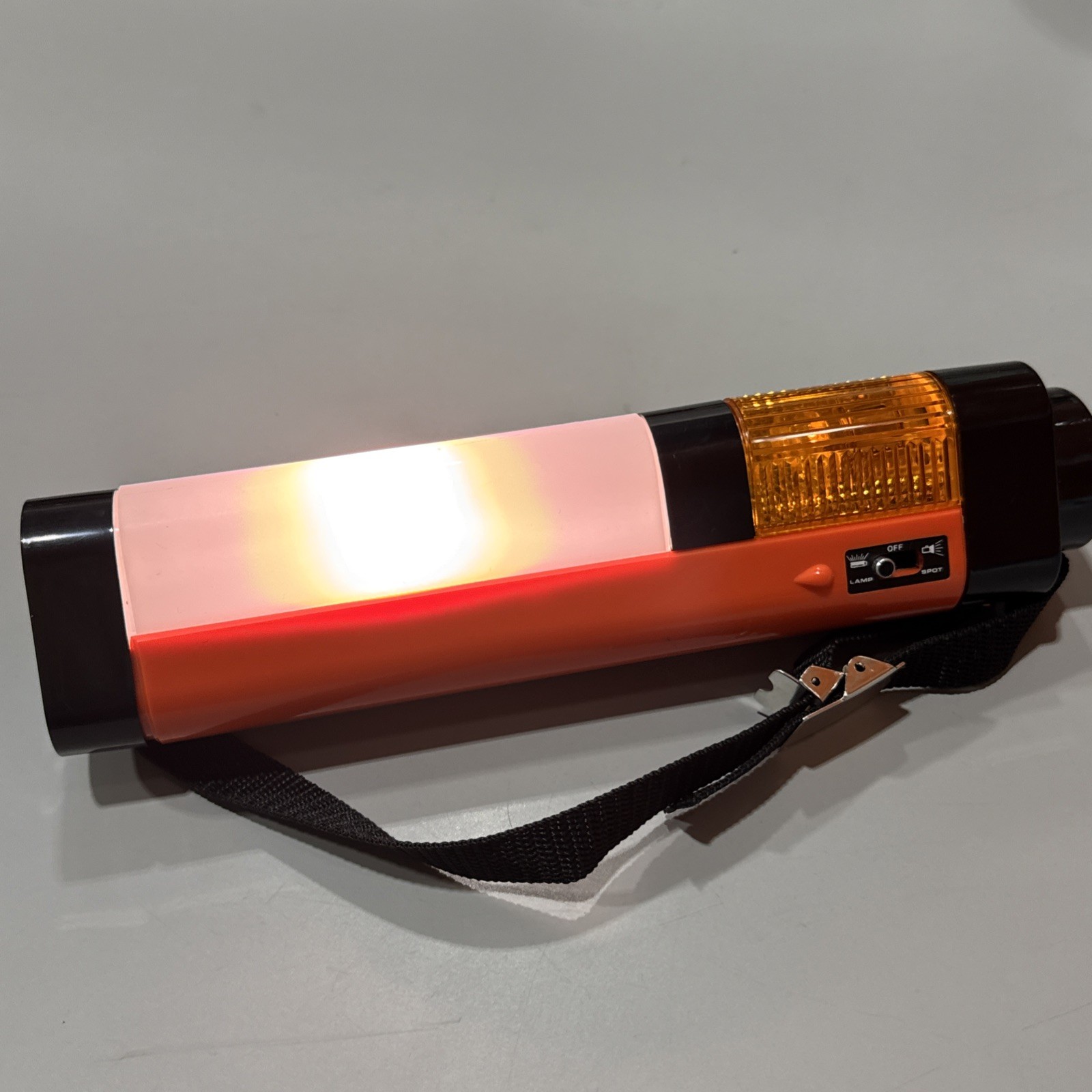 Vintage 1986 KRON Safety Flashlight Lamp Blinker Portable 10.25″ Hong Kong