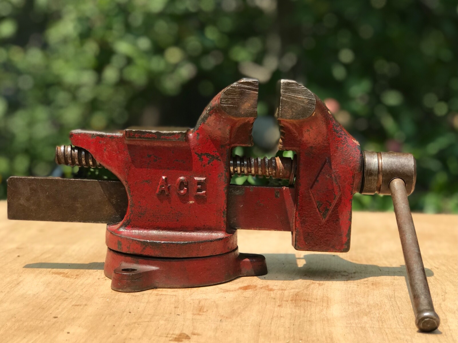 ACE Vintage N0.3 1/2 Vice