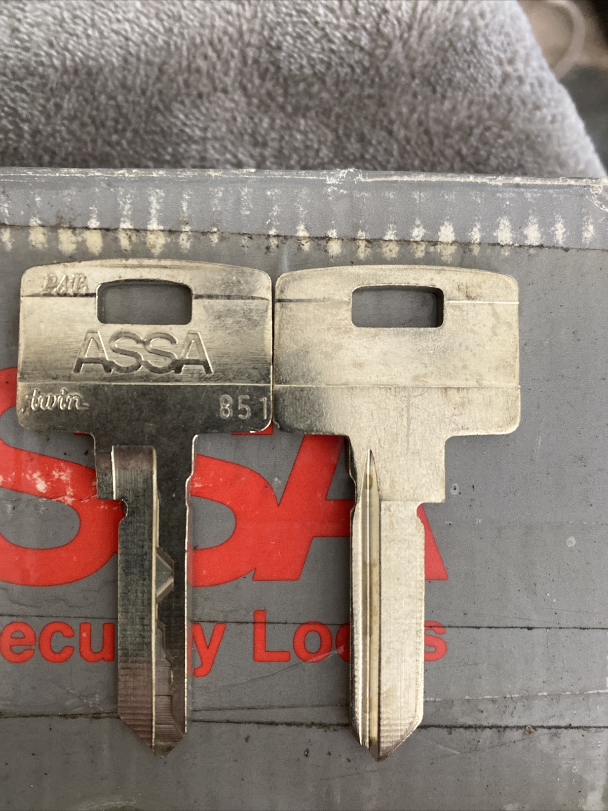 ASSA Twin 851 Key Blank Nickel Silver Original Uncut 1 Qty.