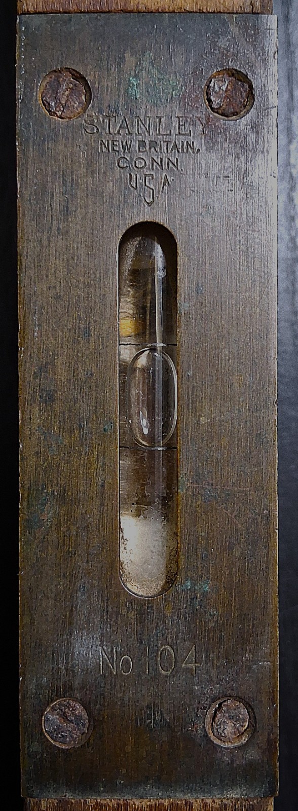 Antique Stanley No 104 Wooden Level 18 Brass Cherry Wood Spirit Carpenter Tool