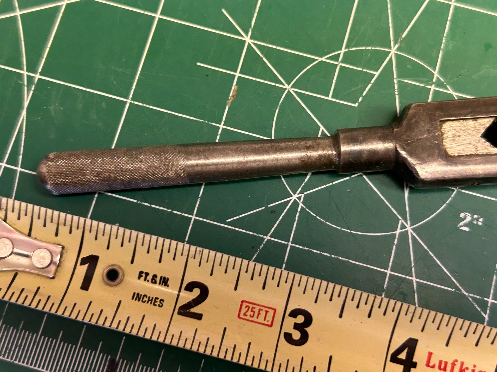 MACHINIST HmDrcB LATHE MILL Machinist Vintage Greenfield No 4 Tap Wrench Tool