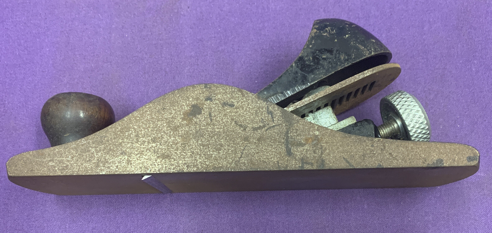 Used Vintage Stanley No. 220 Block Plane 7 Inches UZ