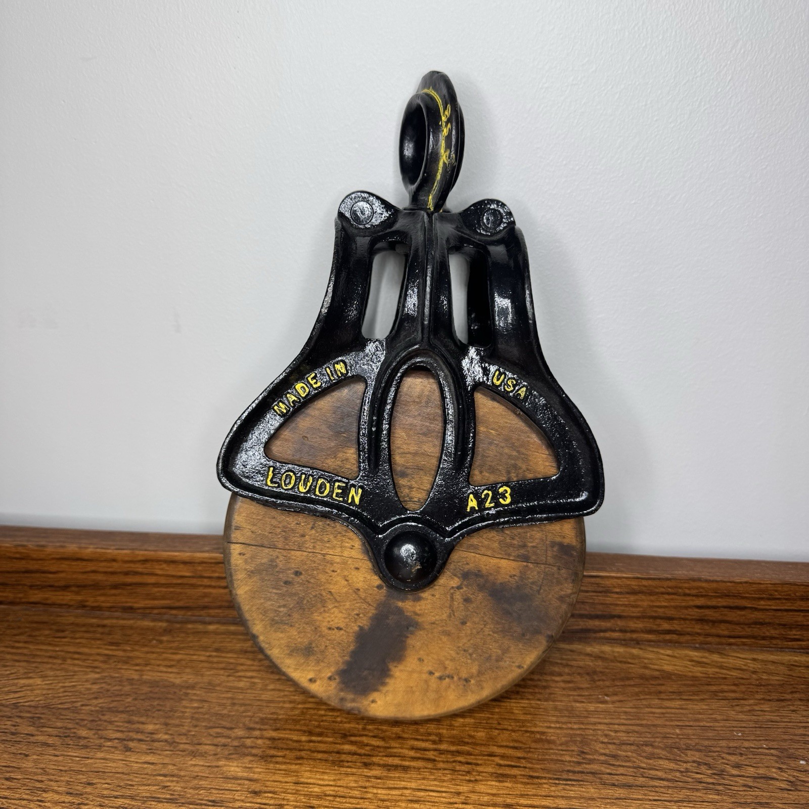 Antique Louden Cast Iron & Wood Barn Pulley A23 Made in USA 6″ Wheel Clean