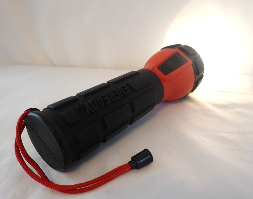 Eveready Weather Proof Flashlight black + red Rubber VTG