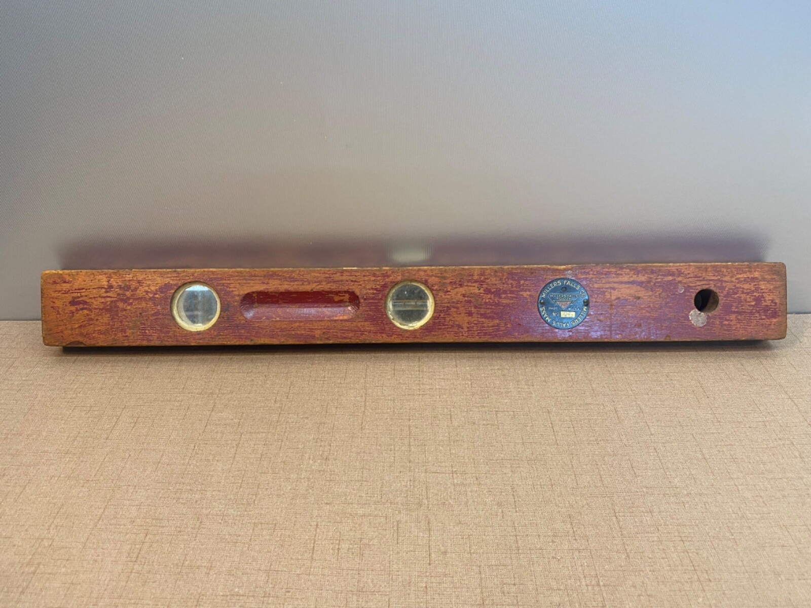Vintage 24″ Millers Falls Wood Level No 324, Good Vials, w/ Mfg. Brass Plate
