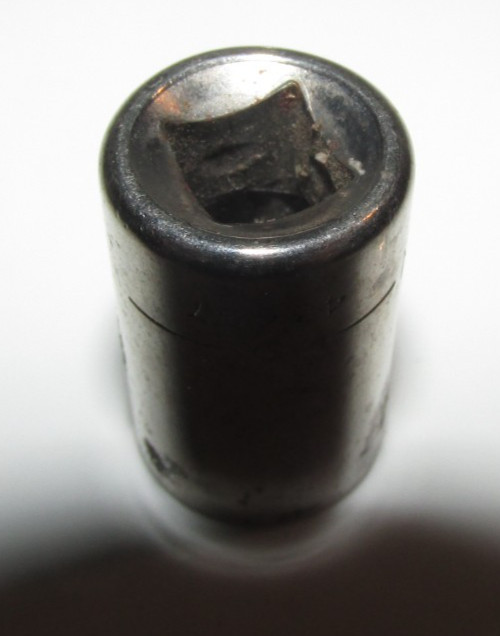 T #118 – Craftsman USA 3/8″, 6 PT., 1/4″ Drive Shallow Chrome Socket G 43497