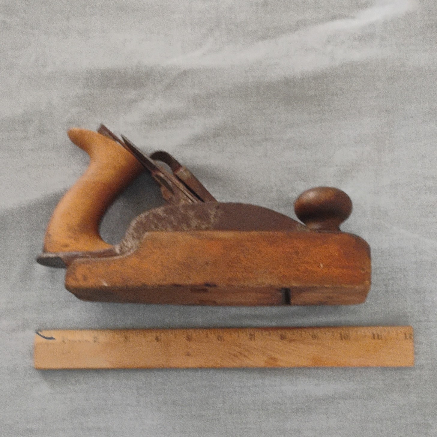 Stanley No. 36 Bench Plane Wood & Steel 2″ Blade Carpentry Tool