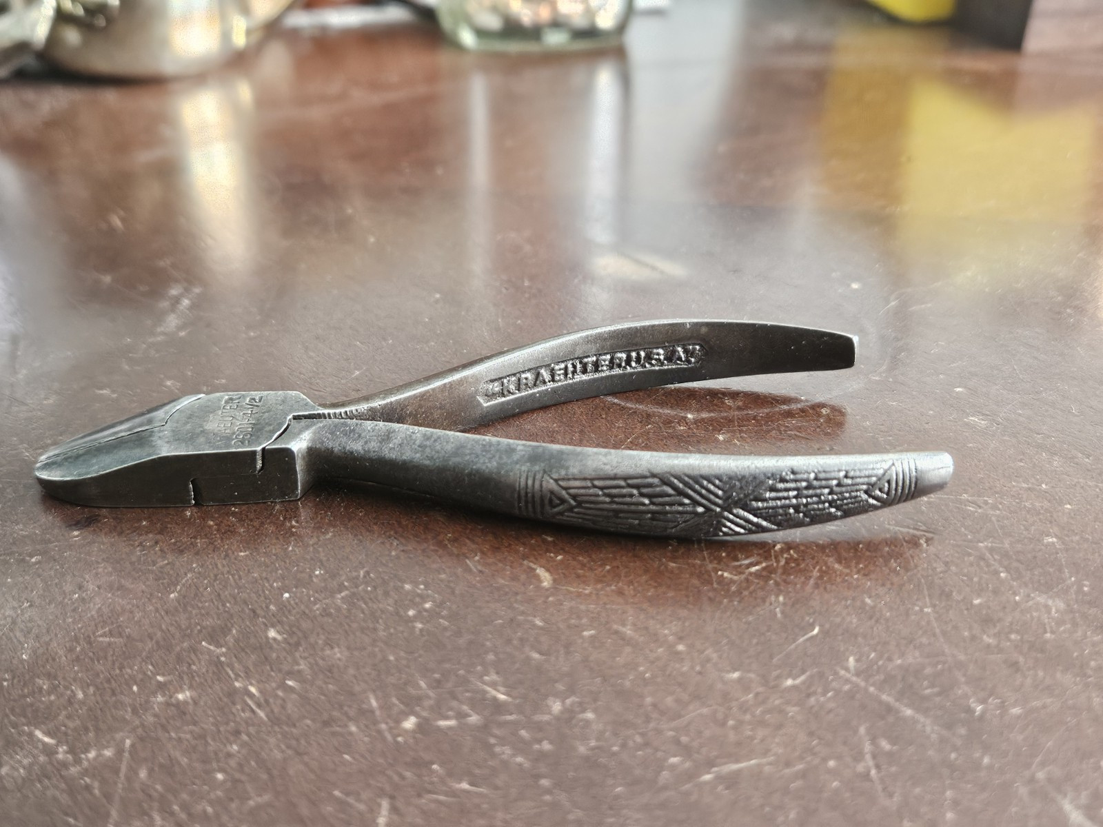 VINTAGE KRAEUTER No. 2601-4 1/2 DIAGONAL CUTTING PLIERS ART DECO HANDLES
