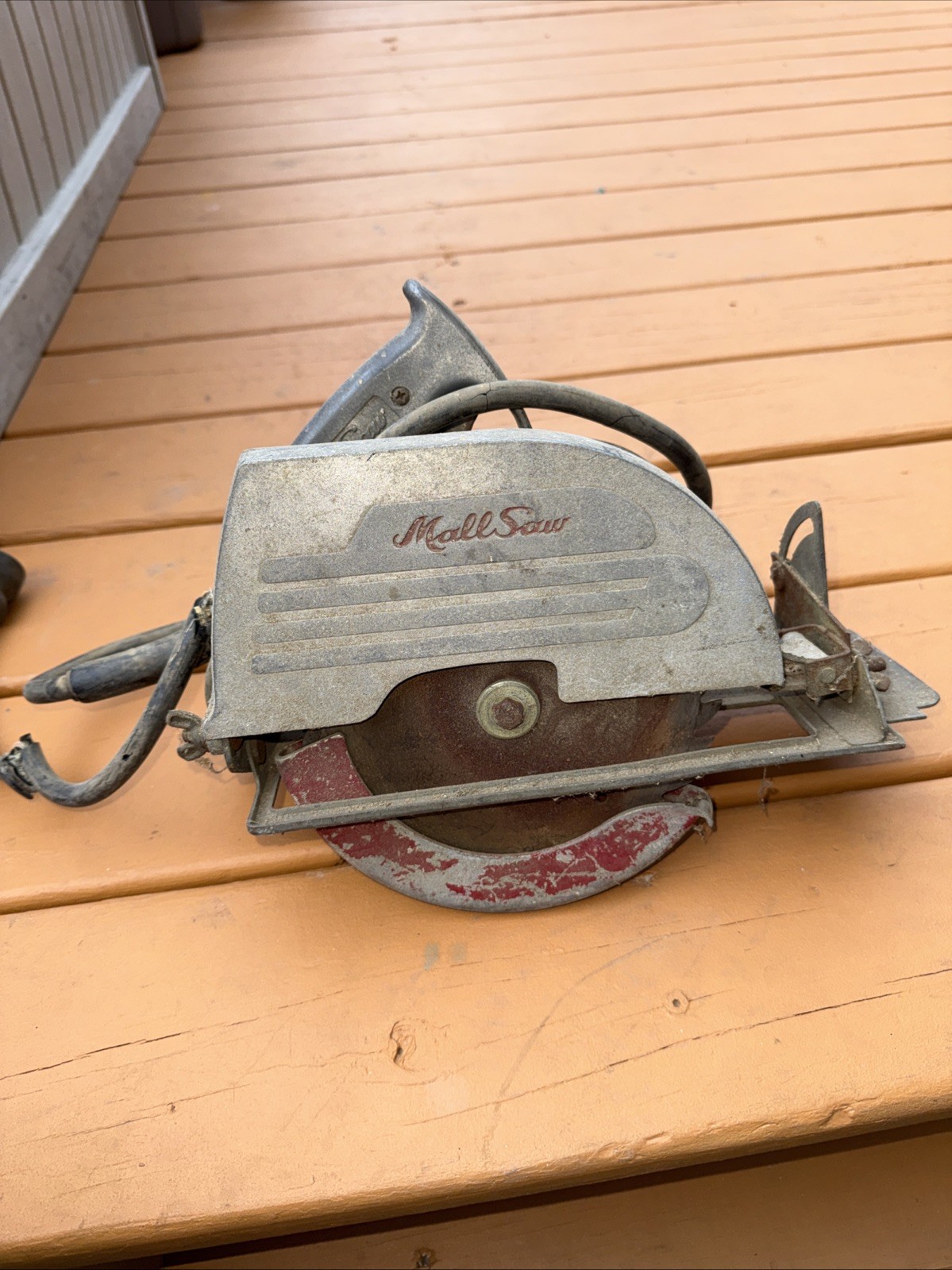40s Mall saw Model 71 . 7.8 amp Mall tool Company. Working. Need New Power Cord