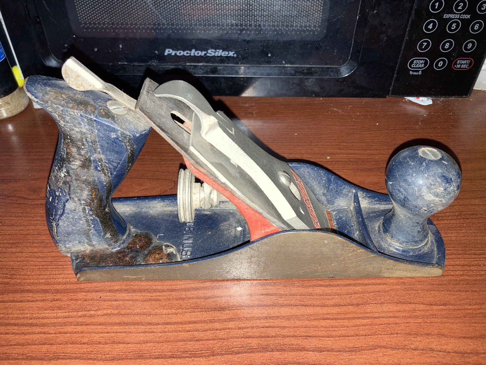 Vintage 9 3/4 inch Stanley Handyman wood plane No. H1204 Carpenter Hand Tool USA