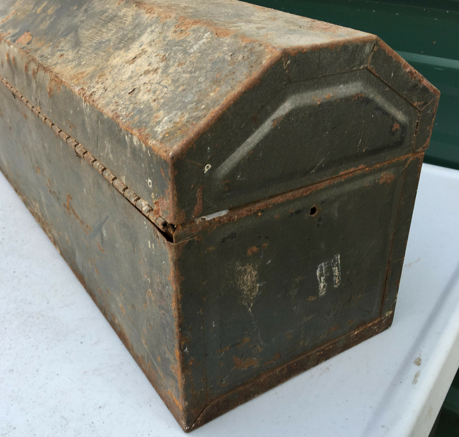 Powr Kraft Metal Tool Box & Tray 19 x 6 x 8 vintage tin steel montgomery ward
